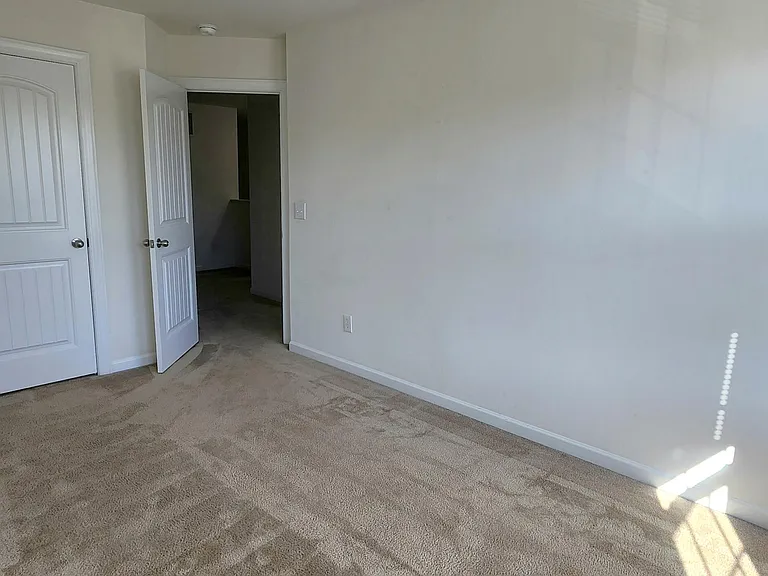 2209 Kirkhaven Rd — Photo 13