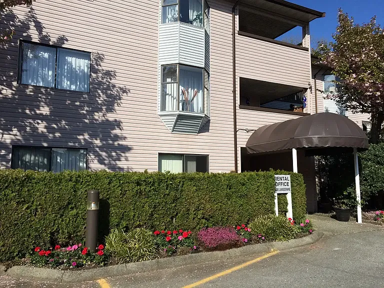 1180 Lansdowne Dr #231 — Photo 15