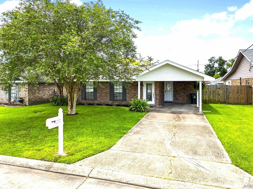 1st image of 604 Cascade Dr
