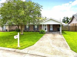 604 Cascade Dr, Houma, LA 70364