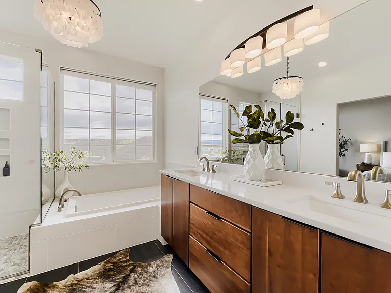 2943 Mount Royal Dr — Photo 11