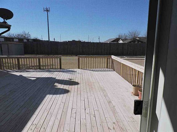 2nd image of 7022 NW Baldwin Ave