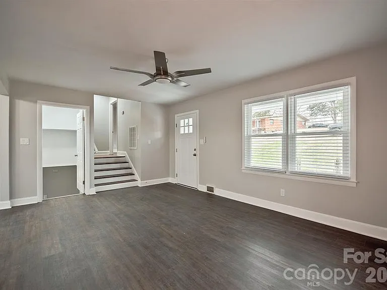 1404 Nottingham Rd — Photo 22