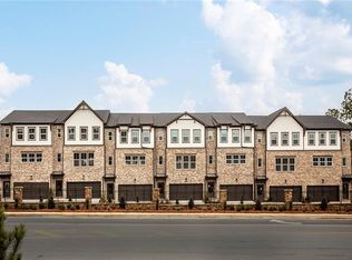 374 Sunset Hollow St, Sugar Hill, GA 30518