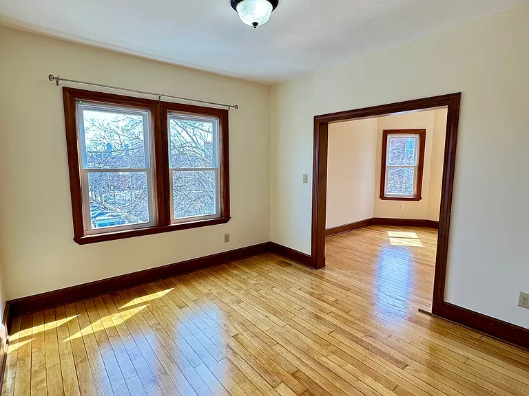 114 Line St #3 — Photo 2