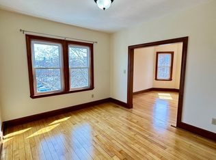 114 Line St #3, Somerville, MA 02143