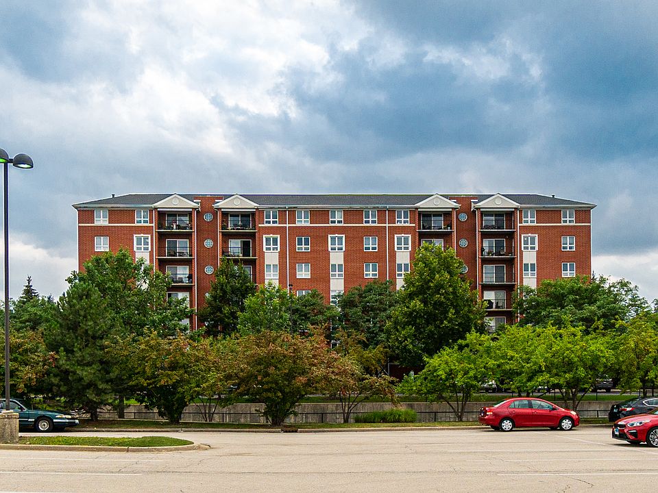 1st image of 100 N Milwaukee Ave Unit 1-203