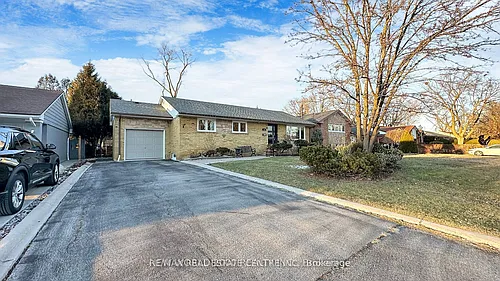 10 Suburban Dr Photo 1