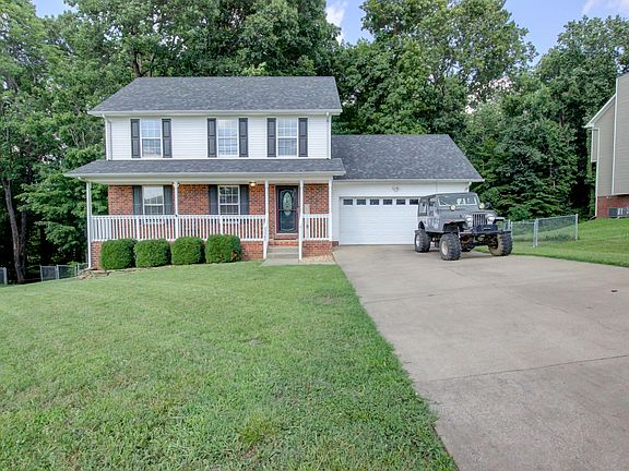 3rd image of 3385 N Henderson Way