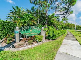 3101 Lake Pine Way APT B3, Tarpon Springs, FL 34688
