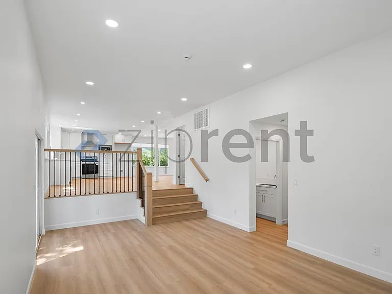 7442 Aspen Ct — Photo 16