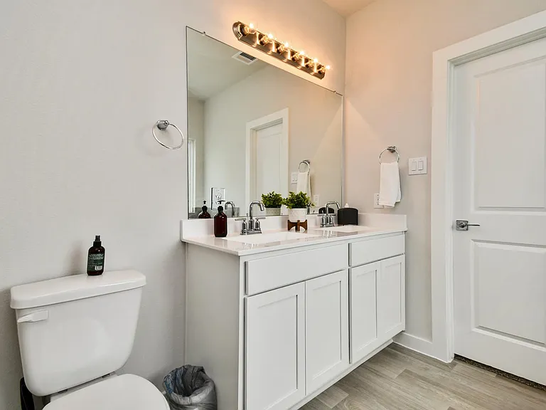 7847 Grand Louis Way — Photo 16