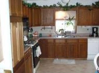 136 Thomas Ave, Williamstown, NJ 08094