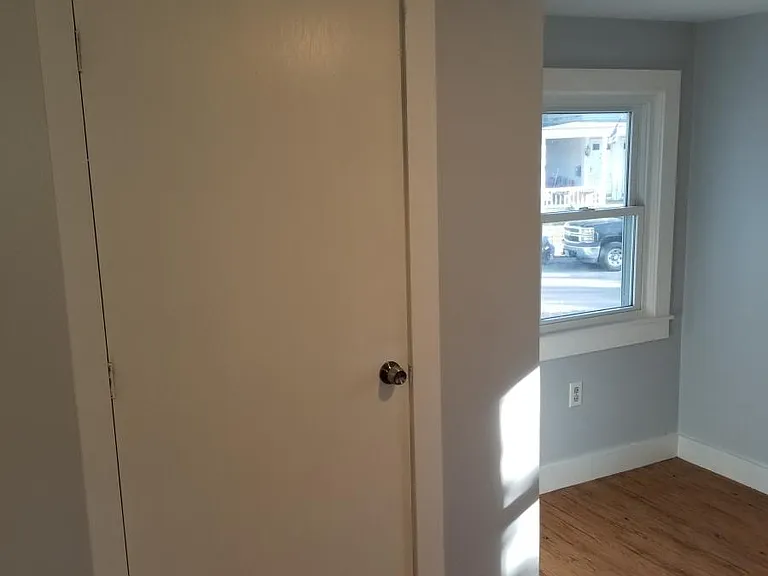 2 Broad St #1 — Photo 12