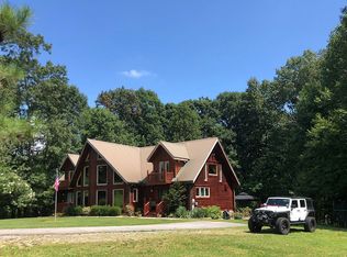 495 Otter Falls Rd, Sewanee, TN 37375