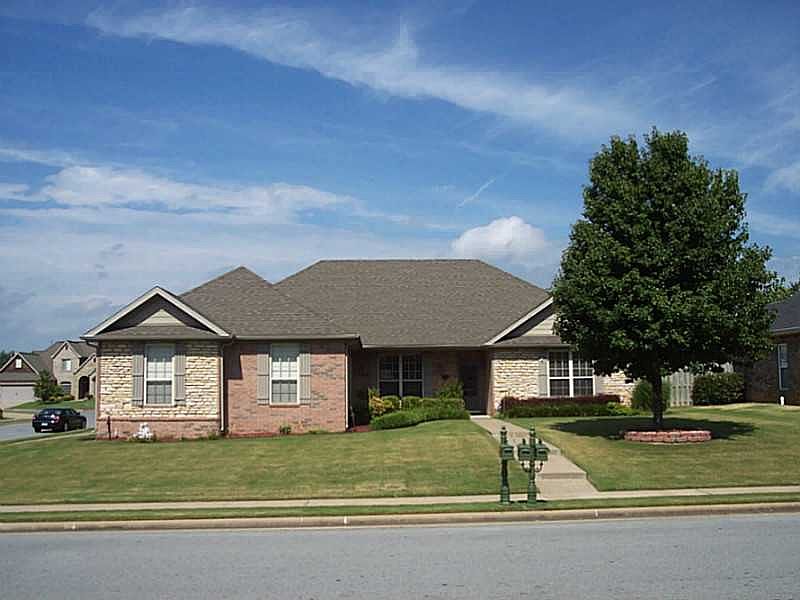 1st image of 5708 S Berry Farm Dr