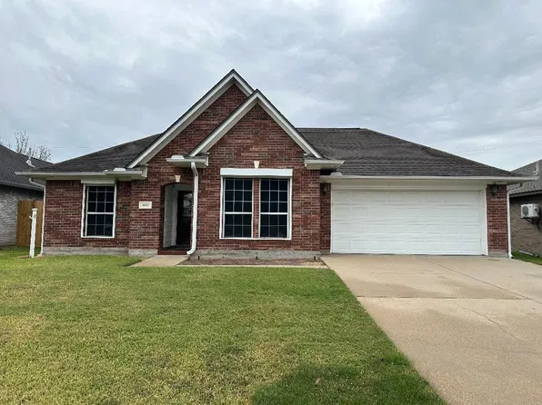 603 Manor Dr, Angleton, TX 77515