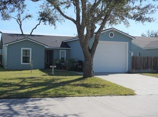 130 Treasure St, Rockport, TX 78382