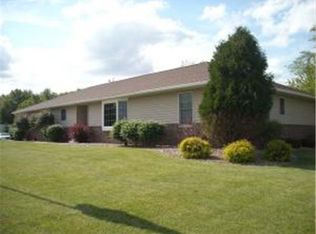 22032 572nd Ave NE, Austin, MN 55912