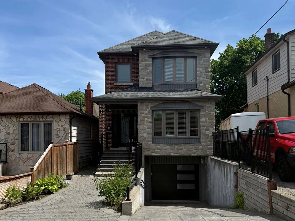 5 Raymore Dr #LOWER