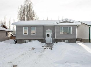 23 N Beaver Ranch Dr, High Level, AB T0H1Z0