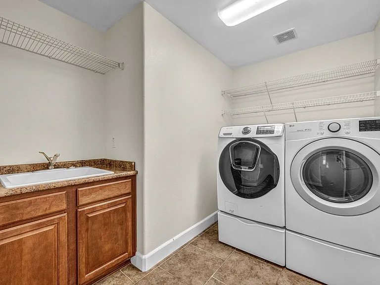 2425 Crooked Canyon Ct — Photo 54