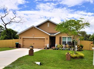 210 Camel Ave SE, Palm Bay, FL 32909