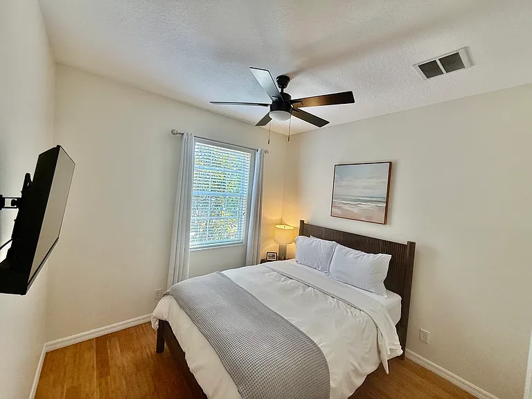 3140 Via Otero Dr — Photo 25