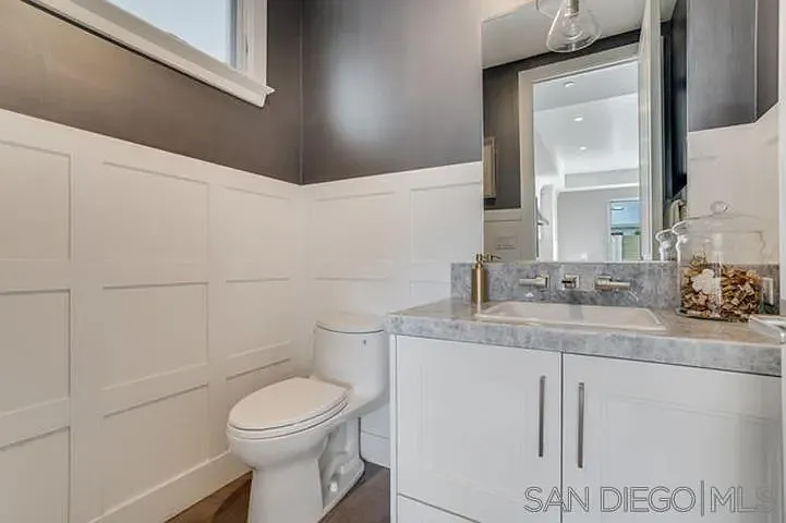 710 E Ave — Photo 24