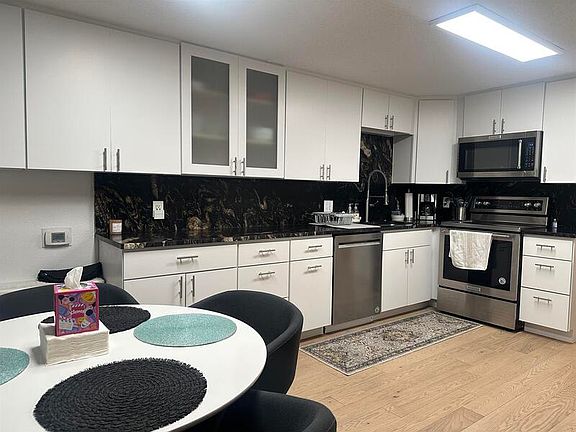 2nd image of 1155 Ash St APT 1207