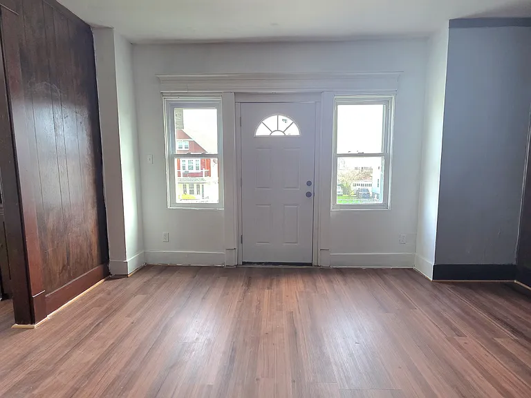 82 Butler Ave #2 — Photo 2