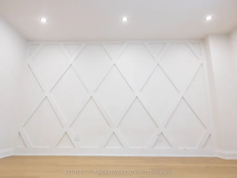 2451 Bridletowne Cir #19 — Photo 15