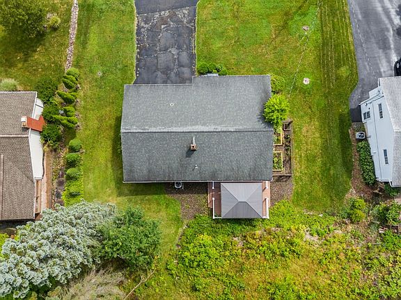 3rd image of 1500 Drexel Dr