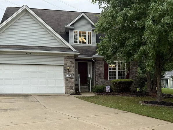 8166 Versailles Pl, Macedonia, OH 44056