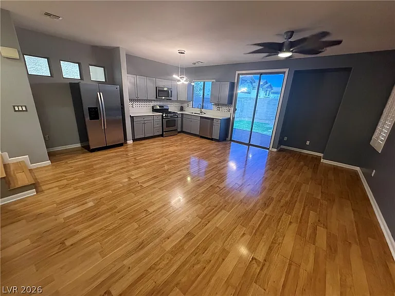 8304 Strawberry Spring St — Photo 6