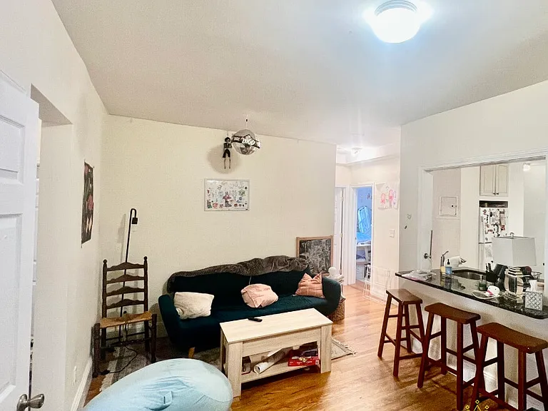 62 Egmont St #1 — Photo 2