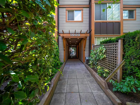 5000 Imperial St #110, Burnaby, BC V5J 1C8