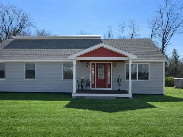 20 Academy Avenue, Atkinson, NH 03811