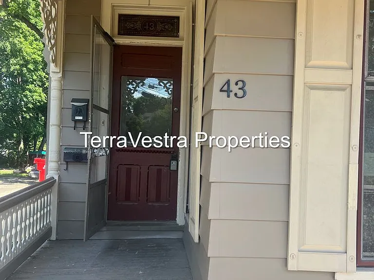 41-43 East Ave — Photo 37