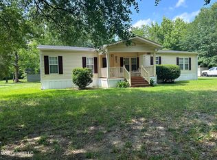 955 Windmill Rd, Greenville, MS 38703