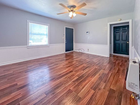 5th image of 202 E Washington Ave