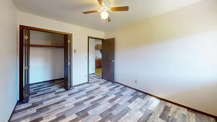 411 E Market St #8 — Photo 5