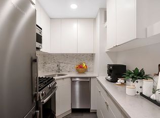 140 7th Ave APT 2B, New York, NY
