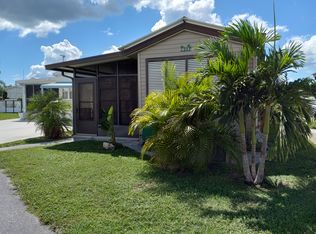 1475 Flamingo Dr, Englewood, FL 34224