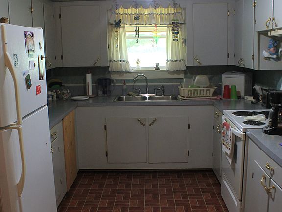 2nd image of 1227 Ashley Road 235