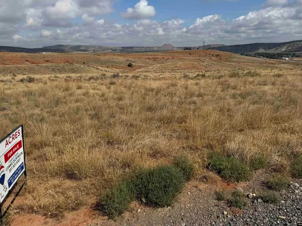 15 Tract Sable Run, Thermopolis, WY 82443