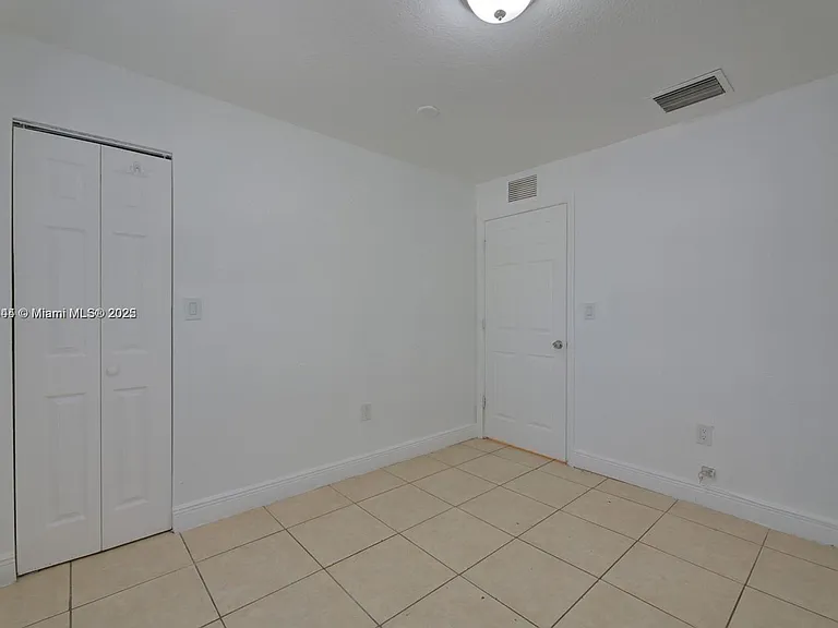 1814 NW 93rd St #1814 — Photo 14