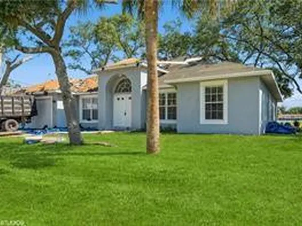 1625 SW Abingdon Ave, Port Saint Lucie, FL 34953