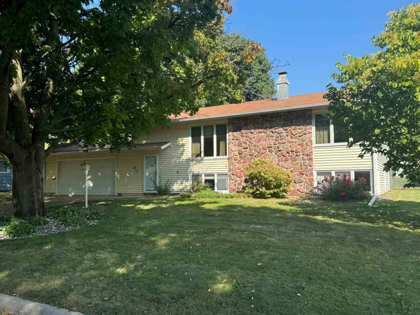 811 Elmwood Dr, Spencer, IA 51301