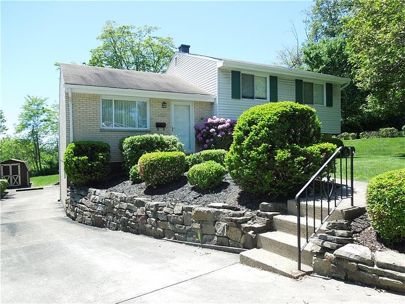 1st image of 275 Hillary Dr